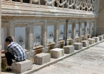 Körperliche und moralische Reinheit gehen Hand in Hand Körperliche und moralische Reinheit gehen Hand in Hand