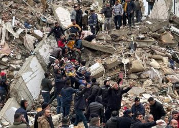 Schweres Erdbeben in der Türkei und in Syrien Schweres Erdbeben in der Türkei und in Syrien